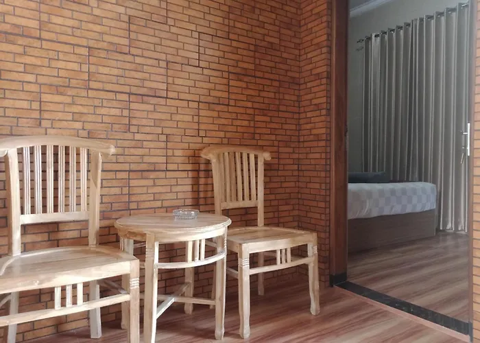 Tirtasuci House * 庫塔