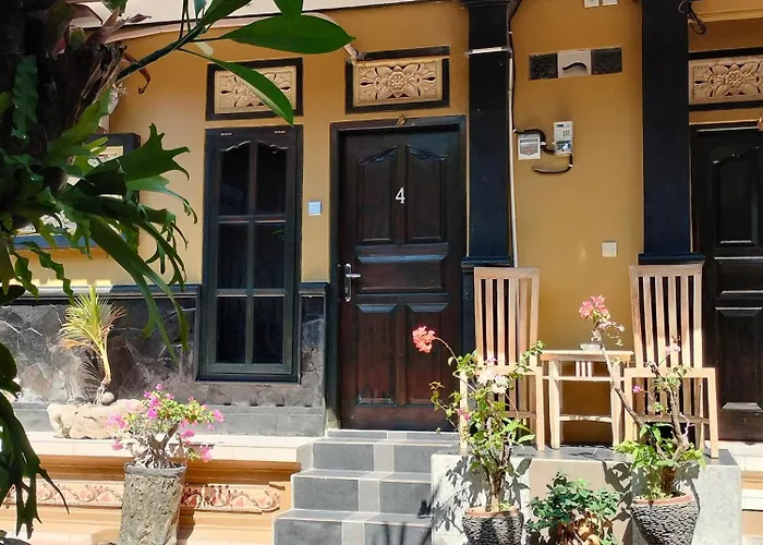 Tirtasuci House *